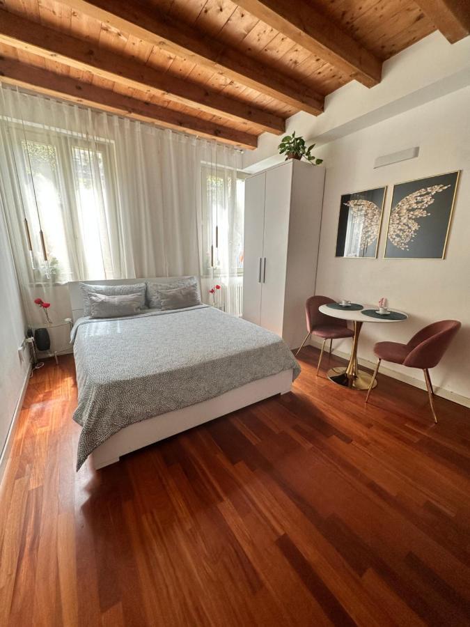 Cozy Apartment Center Bergamo Exteriör bild