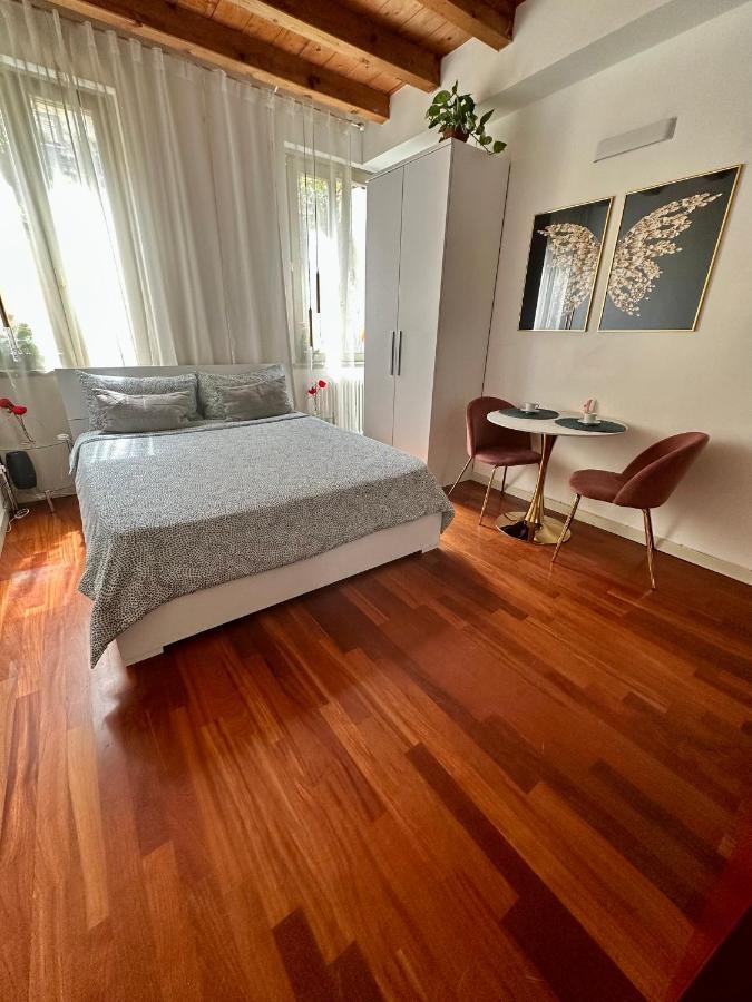 Cozy Apartment Center Bergamo Exteriör bild